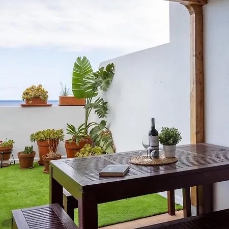 Caletillas Sea View Penthouse Apartament